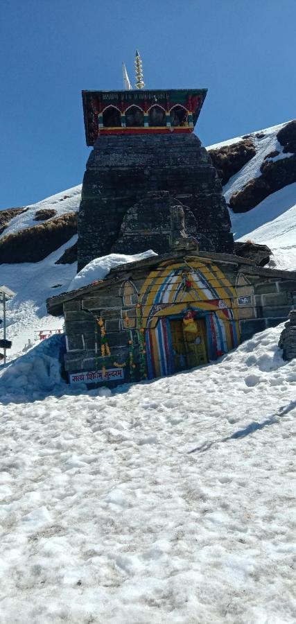 Chandarshila Hike Homestay Ukhimath المظهر الخارجي الصورة