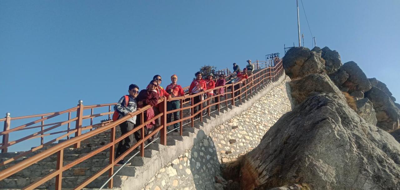 Chandarshila Hike Homestay Ukhimath المظهر الخارجي الصورة