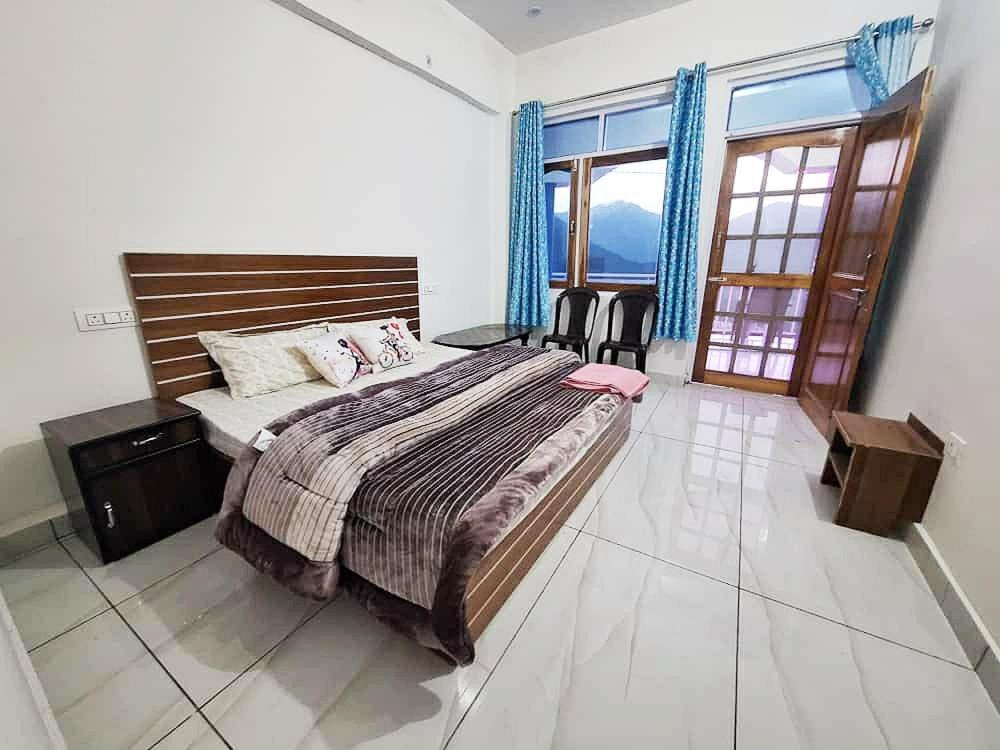 Chandarshila Hike Homestay Ukhimath المظهر الخارجي الصورة